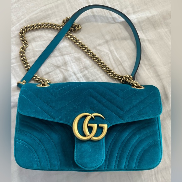 Authentic GUCCI GG MARMONT VELVET SHOULDER BAG - Picture 5 of 8